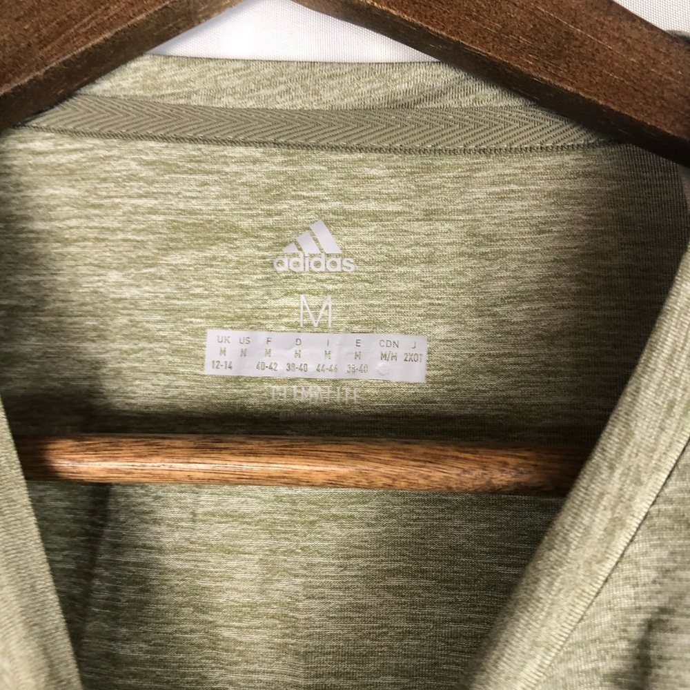 Adidas cropped dri fit boxy top green - Picture 3 of 5